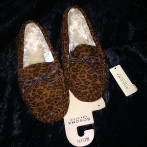 Just REDUCED⬇️ BNWT cheetah slippers